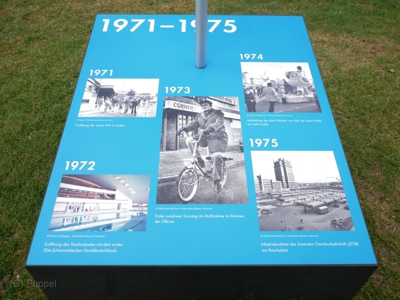 P9880121-1971.JPG