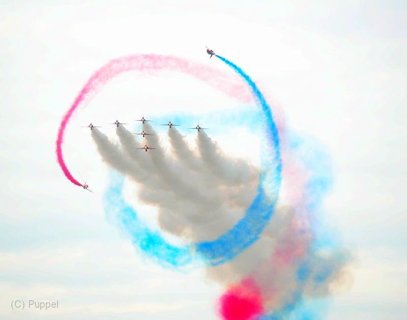 P3940882-120444_P3960248-1aa.jpg - Red Arrows