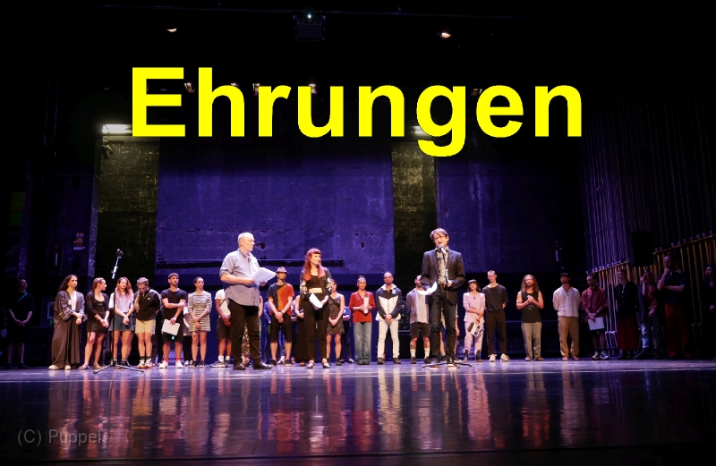 A_EHRUNGEN_.jpg